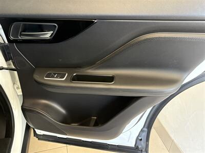2019 Jaguar F-PACE 25t Premium - Photo 23 - Santa Cruz, CA 95062