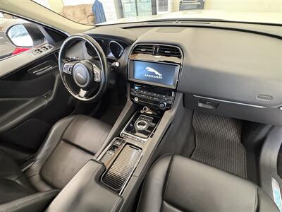 2019 Jaguar F-PACE 25t Premium - Photo 15 - Santa Cruz, CA 95062