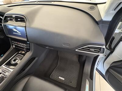 2019 Jaguar F-PACE 25t Premium - Photo 17 - Santa Cruz, CA 95062