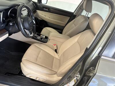 2018 Subaru Outback 3.6R Limited   - Photo 13 - Santa Cruz, CA 95062