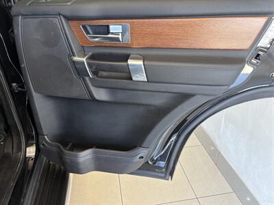 2016 Land Rover LR4   - Photo 19 - Santa Cruz, CA 95062