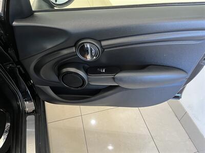 2015 MINI Cooper 5-door   - Photo 12 - Santa Cruz, CA 95062