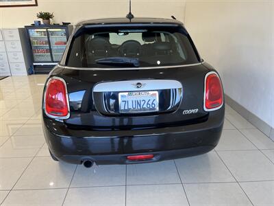 2015 MINI Cooper 5-door   - Photo 2 - Santa Cruz, CA 95062