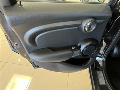 2015 MINI Cooper 5-door   - Photo 14 - Santa Cruz, CA 95062