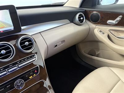 2017 Mercedes-Benz C 300   - Photo 12 - Santa Cruz, CA 95062