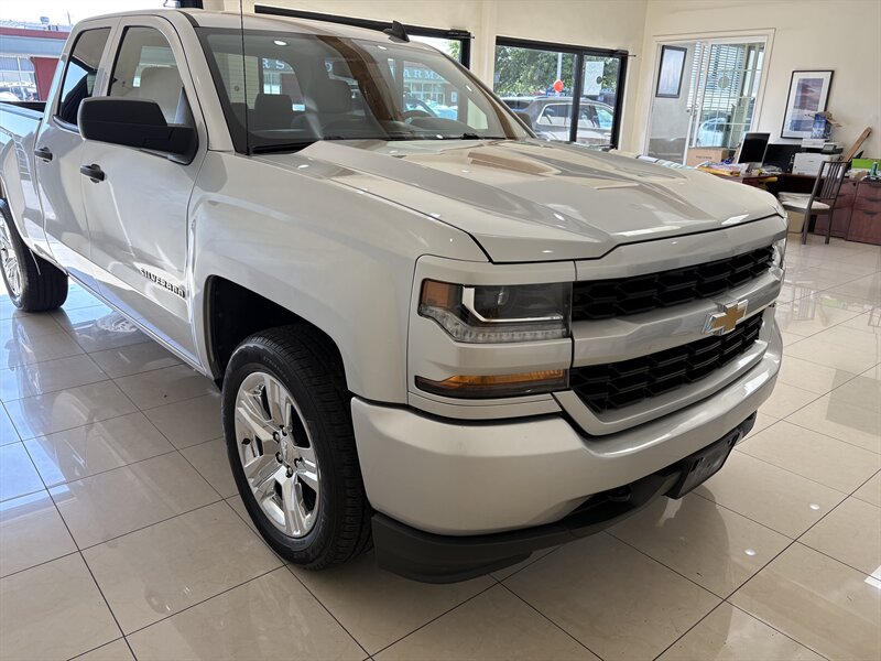 2019 Chevrolet Silverado 1500 Limited Do Custom - Photo 1 - Santa Cruz, CA 95062
