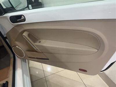 2014 Volkswagen Beetle Convertible 1.8T PZEV   - Photo 15 - Santa Cruz, CA 95062