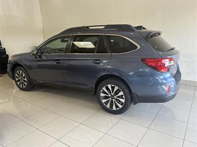 2017 Subaru Outback 2.5i Limited   - Photo 2 - Santa Cruz, CA 95062