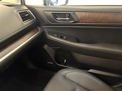 2017 Subaru Outback 2.5i Limited   - Photo 23 - Santa Cruz, CA 95062