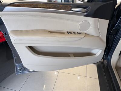 2013 BMW X5 xDrive50i   - Photo 23 - Santa Cruz, CA 95062