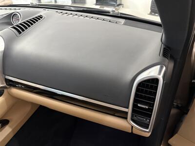 2016 Porsche Cayenne   - Photo 19 - Santa Cruz, CA 95062