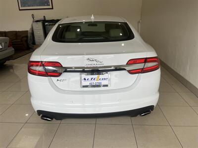 2015 Jaguar XF 2.0T Premium   - Photo 5 - Santa Cruz, CA 95062