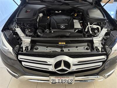 2018 Mercedes-Benz GLC GLC 300 4MATIC   - Photo 6 - Santa Cruz, CA 95062