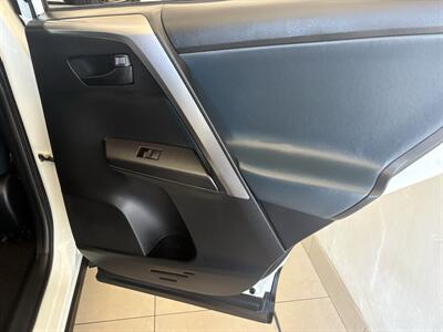 2018 Toyota RAV4 LE - Photo 16 - Santa Cruz, CA 95062