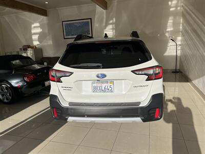 2020 Subaru Outback Limited   - Photo 4 - Santa Cruz, CA 95062