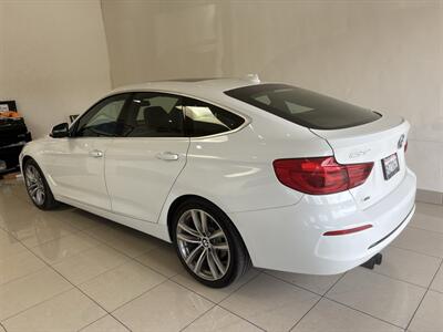 2018 BMW 330i xDrive Gran Turismo   - Photo 2 - Santa Cruz, CA 95062