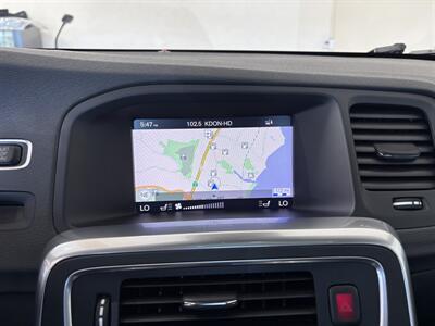 2018 Volvo V60 T5 Dynamic   - Photo 12 - Santa Cruz, CA 95062