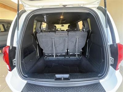 2017 Dodge Grand Caravan SE   - Photo 6 - Santa Cruz, CA 95062
