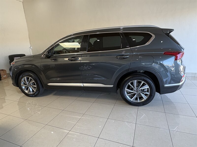 2020 Hyundai SANTA FE SEL   - Photo 1 - Santa Cruz, CA 95062