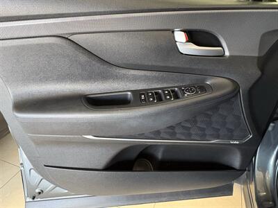 2020 Hyundai SANTA FE SEL   - Photo 6 - Santa Cruz, CA 95062