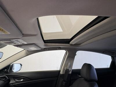 2020 Honda Insight Touring   - Photo 11 - Santa Cruz, CA 95062