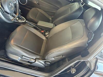 2014 Volkswagen Beetle 2.5L PZEV   - Photo 10 - Santa Cruz, CA 95062