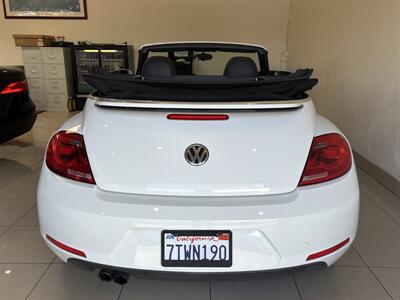 2015 Volkswagen Beetle Convertible 1.8T PZEV   - Photo 6 - Santa Cruz, CA 95062