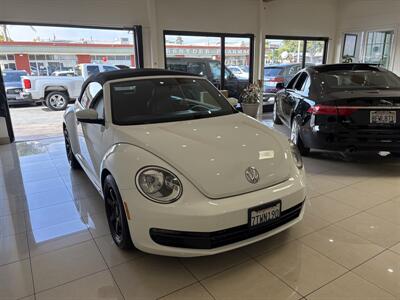 2015 Volkswagen Beetle Convertible 1.8T PZEV   - Photo 5 - Santa Cruz, CA 95062