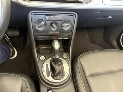 2015 Volkswagen Beetle Convertible 1.8T PZEV   - Photo 14 - Santa Cruz, CA 95062