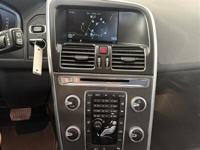 2016 Volvo XC60 T6 Drive-E   - Photo 9 - Santa Cruz, CA 95062