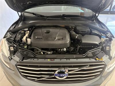 2016 Volvo XC60 T6 Drive-E   - Photo 7 - Santa Cruz, CA 95062