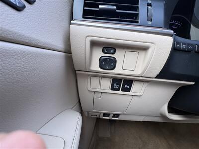 2014 Lexus ES 300h   - Photo 13 - Santa Cruz, CA 95062