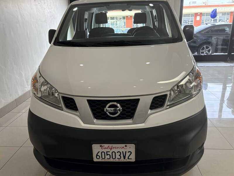 2019 Nissan NV200 S's photo
