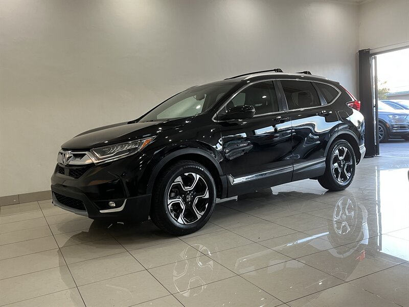 2017 Honda CR-V Touring photo 4