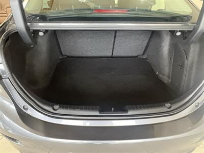 2017 MAZDA MAZDA3 Sport   - Photo 7 - Santa Cruz, CA 95062