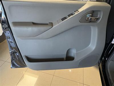 2014 Nissan Frontier SV - Photo 19 - Santa Cruz, CA 95062