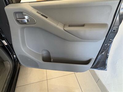 2014 Nissan Frontier SV - Photo 16 - Santa Cruz, CA 95062