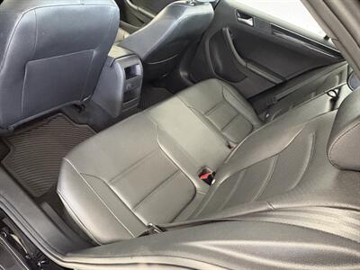 2018 Volkswagen Jetta 1.8T SE Sport   - Photo 12 - Santa Cruz, CA 95062