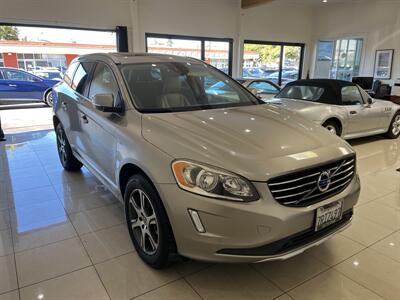 2015 Volvo XC60 T6   - Photo 2 - Santa Cruz, CA 95062