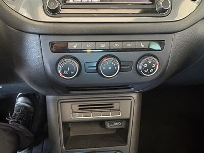 2016 Volkswagen Tiguan 2.0T SE   - Photo 11 - Santa Cruz, CA 95062