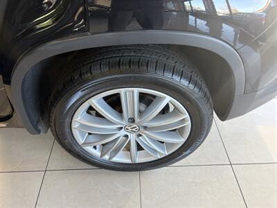 2016 Volkswagen Tiguan 2.0T SE   - Photo 6 - Santa Cruz, CA 95062