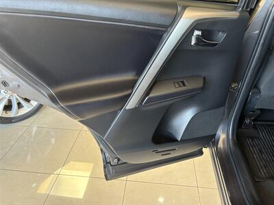 2018 Toyota RAV4 XLE - Photo 19 - Santa Cruz, CA 95062