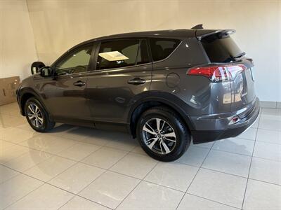 2018 Toyota RAV4 XLE - Photo 2 - Santa Cruz, CA 95062