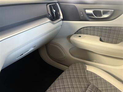 2021 Volvo S60 T5 Momentum - Photo 12 - Santa Cruz, CA 95062