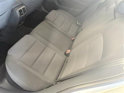 2012 Volkswagen Golf 2.5L PZEV - Photo 12 - Santa Cruz, CA 95062