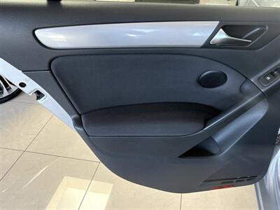 2012 Volkswagen Golf 2.5L PZEV - Photo 17 - Santa Cruz, CA 95062