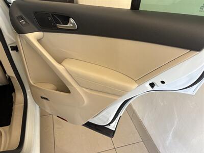 2015 Volkswagen Tiguan SE   - Photo 19 - Santa Cruz, CA 95062