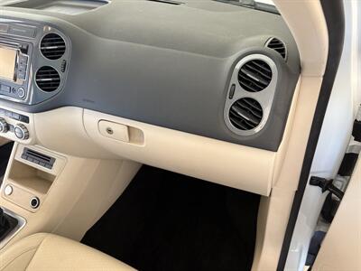 2015 Volkswagen Tiguan SE   - Photo 11 - Santa Cruz, CA 95062