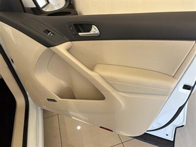2015 Volkswagen Tiguan SE   - Photo 18 - Santa Cruz, CA 95062