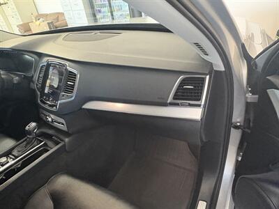 2016 Volvo XC90 T5 Momentum   - Photo 12 - Santa Cruz, CA 95062